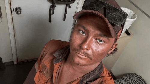 23岁澳大利亚1米78男子淹死在印尼1米5深泳池<strong></p>
<p>虚拟币贸易</strong>，遗体送回国心脏丢失，出现多处割伤和瘀痕