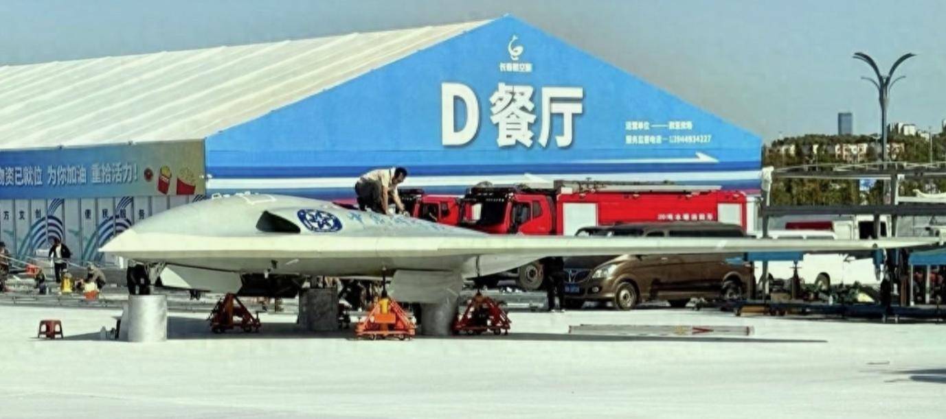 轰20是个障眼法<strong></p>
<p>虚拟币提款</strong>，它绝不是中国版的B-21？或实现无人隐身战略打击