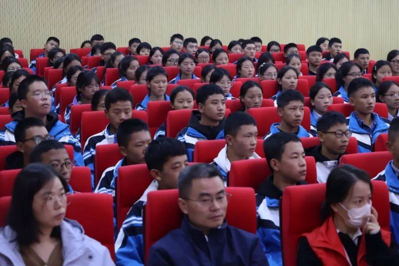 吴中区慈善总会联合吴中集团发起“同心守护光明”玉树州视力健康慈善项目