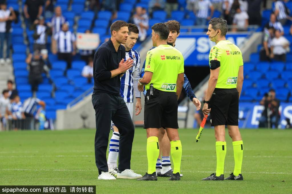 西蒙尼泪洒赛场：马竞5-2大胜皇马，战术与信念的完美结合