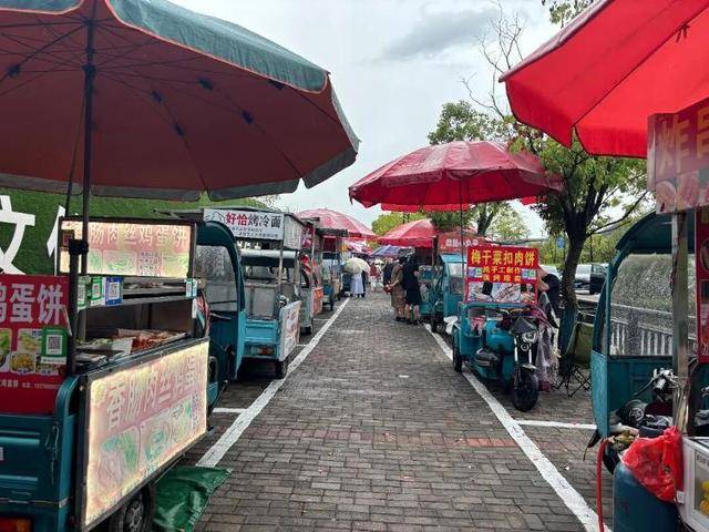 被流量砸中的“鸡排哥”：炸到中暑<strong></p>
<p>虚拟币钛币</strong>，每天睡三四个小时，怕辜负顾客不舍得休息