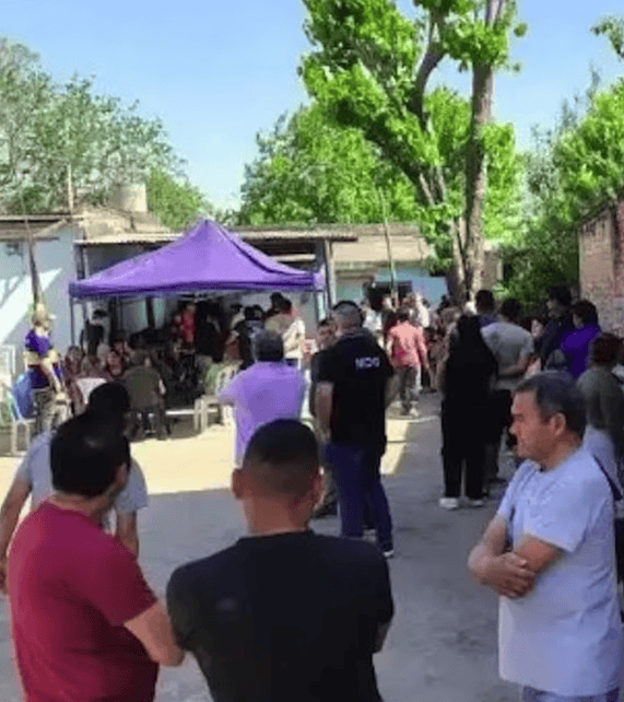 阿根廷一男子现身自己的葬礼<strong></p>
<p>3Q虚拟币</strong>，大喊“我还活着”