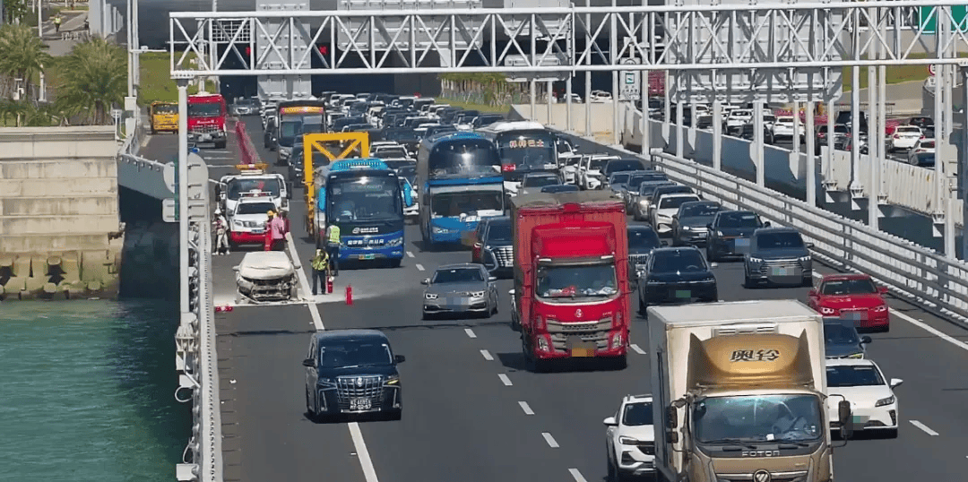 粤B·97821D、粤Z·AG85澳、粤T·91736<strong></p>
<p>MM虚拟币</strong>,你们被拍下来了!