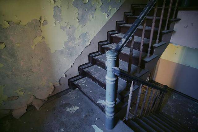 没人住的房子<strong></p>
<p>MM虚拟币</strong>,为什么会“老”得特别快?