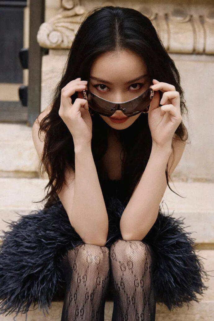 时装周上的女明星<strong></p>
<p>MM虚拟币</strong>，秋冬氛围感一键封顶！