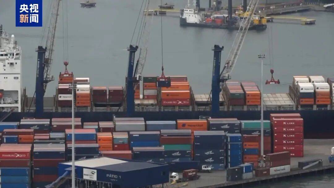 卢拉与特朗普通电话<strong></p>
<p>虚拟币取缔</strong>,要求美国撤销对巴西征收40%关税,两人同意尽快面对面会晤并交换电话号码