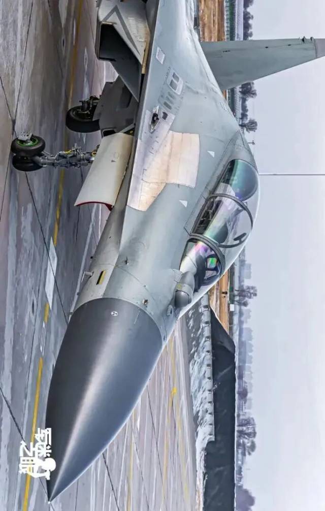 你没听错<strong></p>
<p>挖数字货币</strong>！“歼-16没有短板”