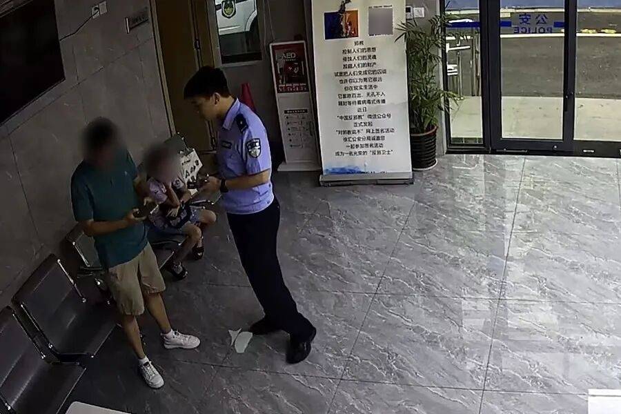 突然群发<strong></p>
<p>有哪些数字货币</strong>!大批上海市民收到警方短信!全市爆火网红已被锁定...有爸爸因孩子违规被罚款