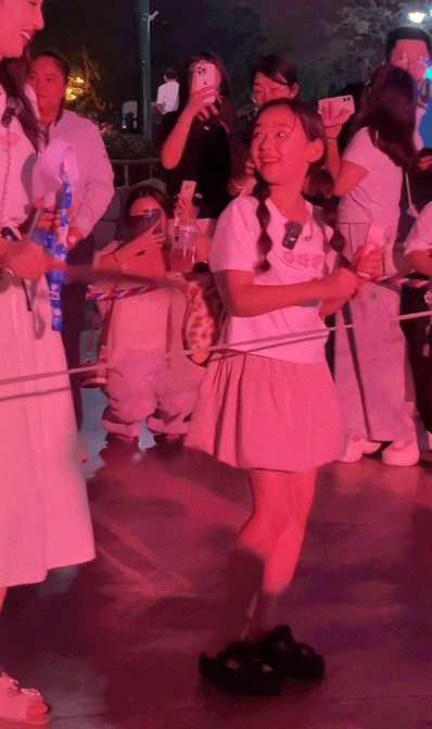 9岁小酒窝<strong></p>
<p>有哪些数字货币</strong>，大大方方成顶流