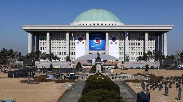 从韩国爆发反华示威<strong></p>
<p>数字货币有哪些</strong>,看我们的半岛战略