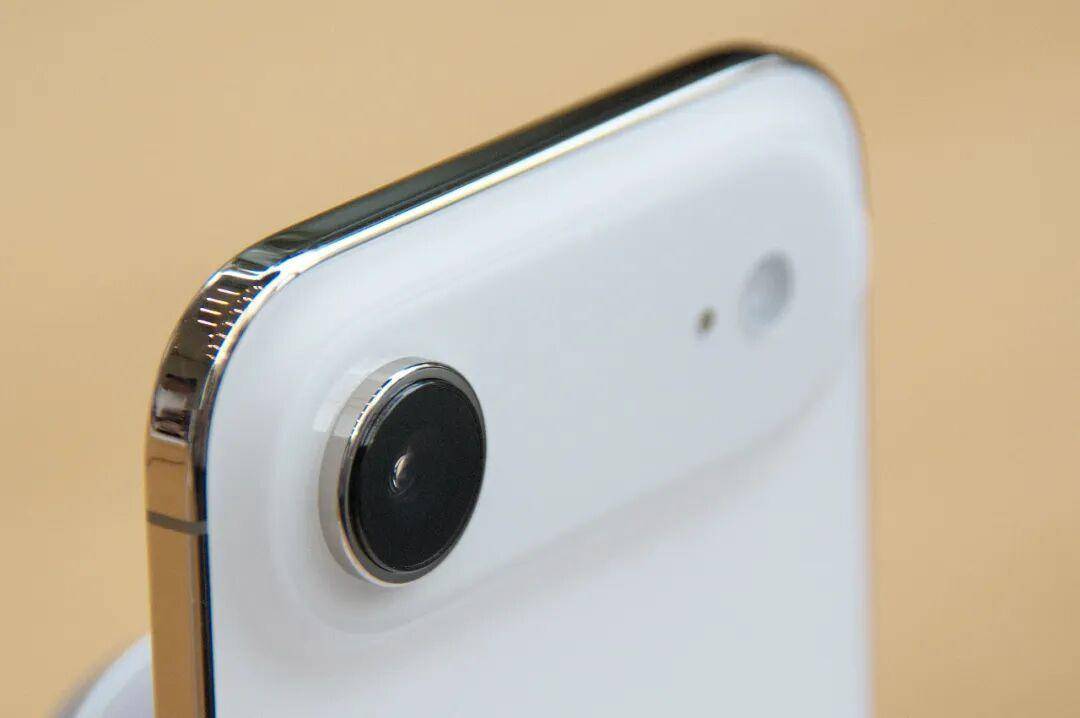 移动联通双双宣布<strong></p>
<p>国际数字货币</strong>，已有上万人预约！网友：国行iPhone Air要来了吗