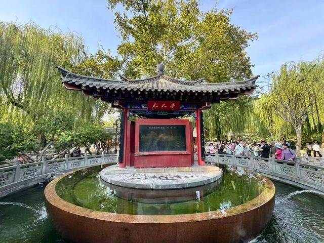 黑虎泉喷得“兽头”都不够用了！济南群泉竞涌<strong></p>
<p>买数字货币</strong>，几十年一见