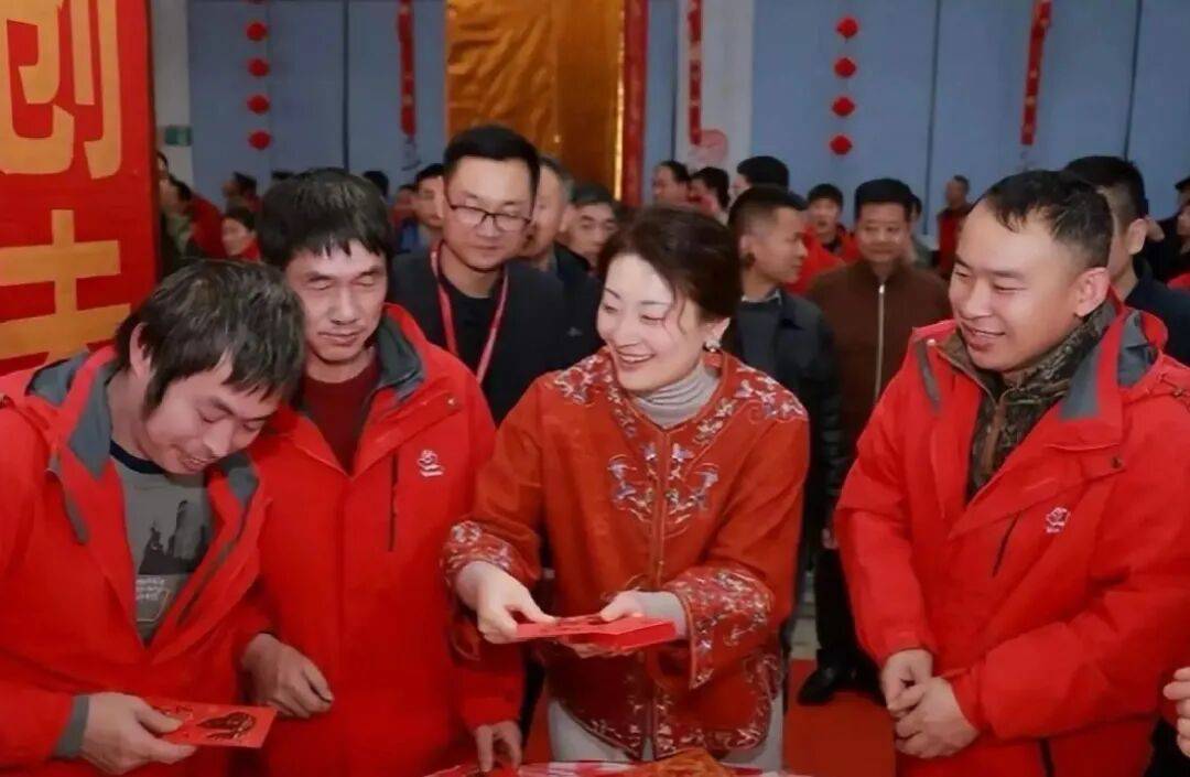 娃哈哈“内战”打到了最残酷的时候<strong></p>
<p>买数字货币</strong>，宗馥莉这次腹背受敌