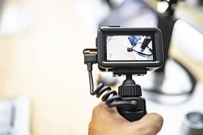 硬刚“背刺”争议<strong></p>
<p>如何交易数字货币</strong>,大疆为何主动降价?