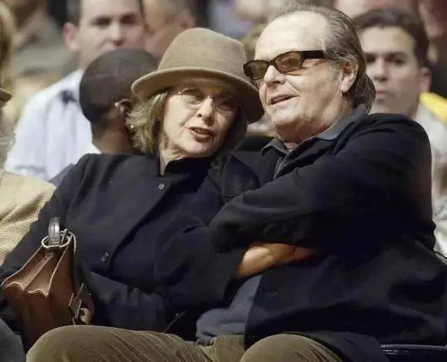 79岁奥斯卡影后离世<strong></p>
<p>如何交易数字货币</strong>，她是男神收割机，松弛中性风穿搭鼻祖