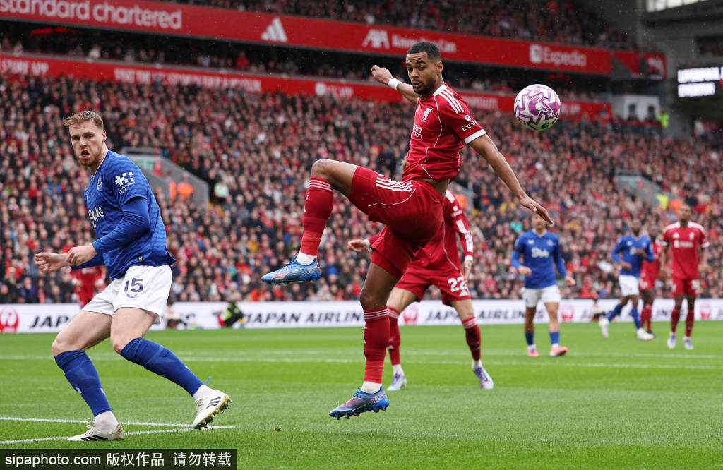 阿莫林的“战术骗局”让斯洛特措手不及<strong></p>
<p>数字货币搬砖</strong>，曼联客场掀翻利物浦