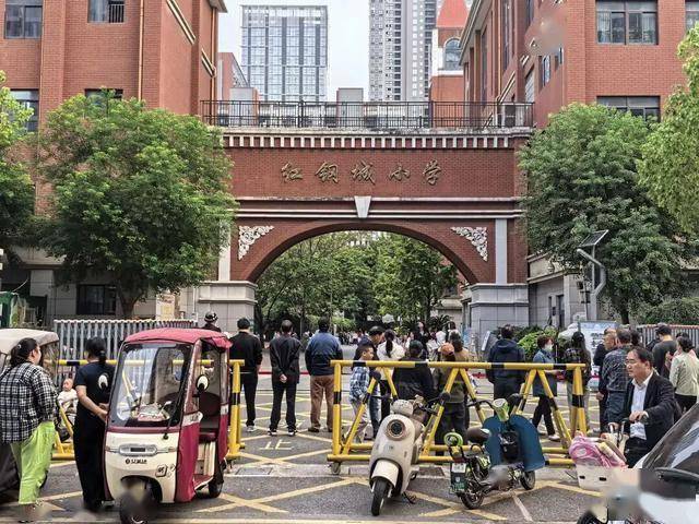 武汉多个小区接连宣布：免费对外开放<strong></p>
<p>中国的数字货币</strong>！