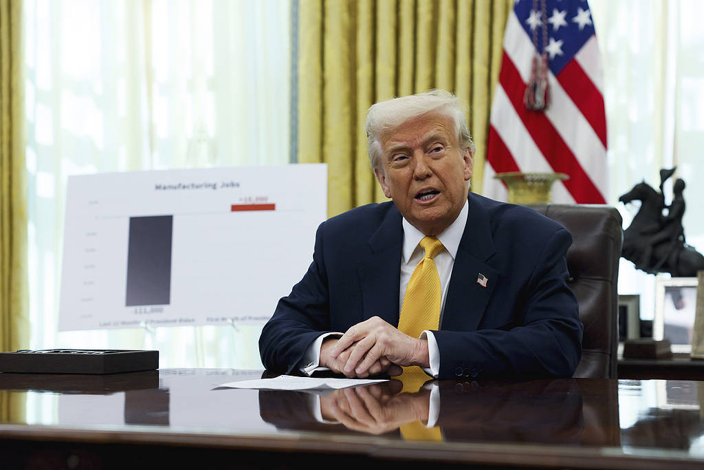 特朗普：印度若再买俄石油将承受巨额关税<strong></p>
<p>数字货币机</strong>！10月上半月印度进口的俄石油增加约25万桶