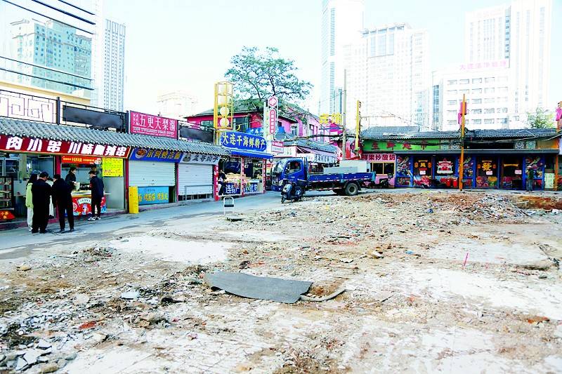 网传大连老街拆除?实为部分整治<strong></p>
<p>数字货币机</strong>,涉及商户已迁至新址