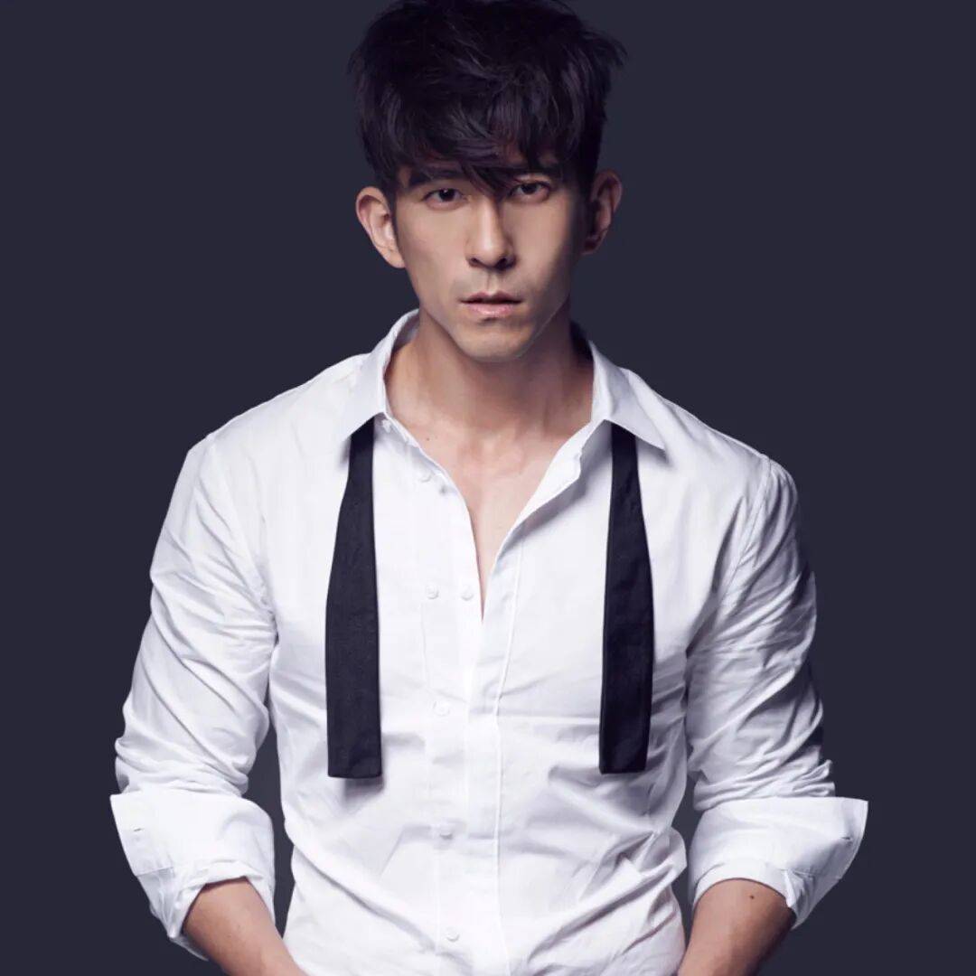 演员贾静雯回应修杰楷被拘提：震惊不已<strong></p>
<p>数字货币机</strong>，孩子目睹父亲被上铐受惊吓