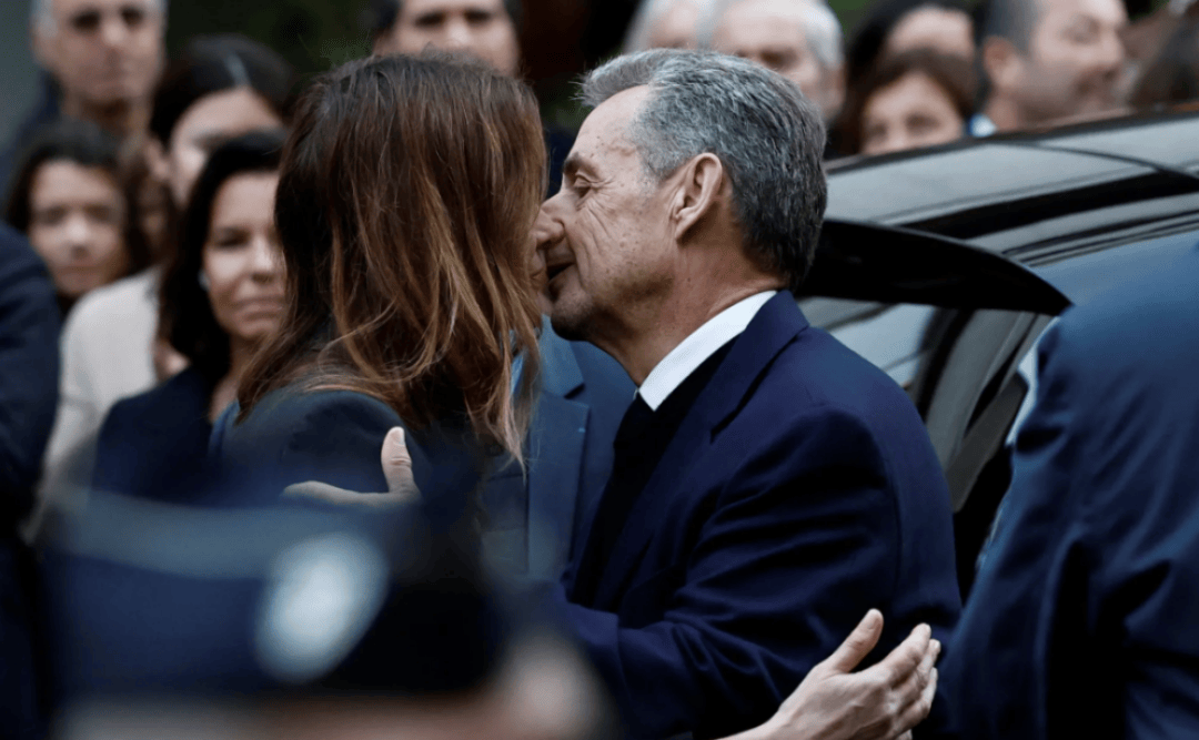 70岁法国前总统萨科齐的“坐牢style”：入狱前密会马克龙<strong></p>
<p>数字货币公司</strong>，入狱后开始写书