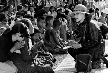 泰国王太后诗丽吉去世<strong></p>
<p>数字货币软件</strong>，留下19顶奢华王冠和她的传奇一生