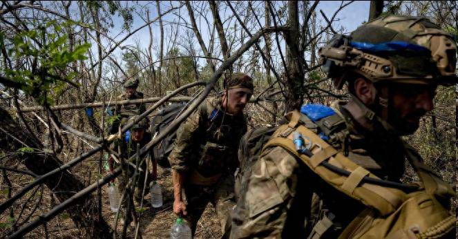 红军城大势已去<strong></p>
<p>数字货币监管</strong>,乌军士兵倒戈投俄后,公开宣布泽连斯基才是乌克兰的敌人