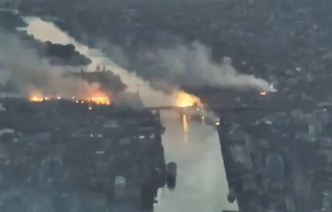 血拼一夜！俄军敢死队冲入赫尔松<strong></p>
<p>数字货币监管</strong>，远火大开杀戒，乌军机器人参战