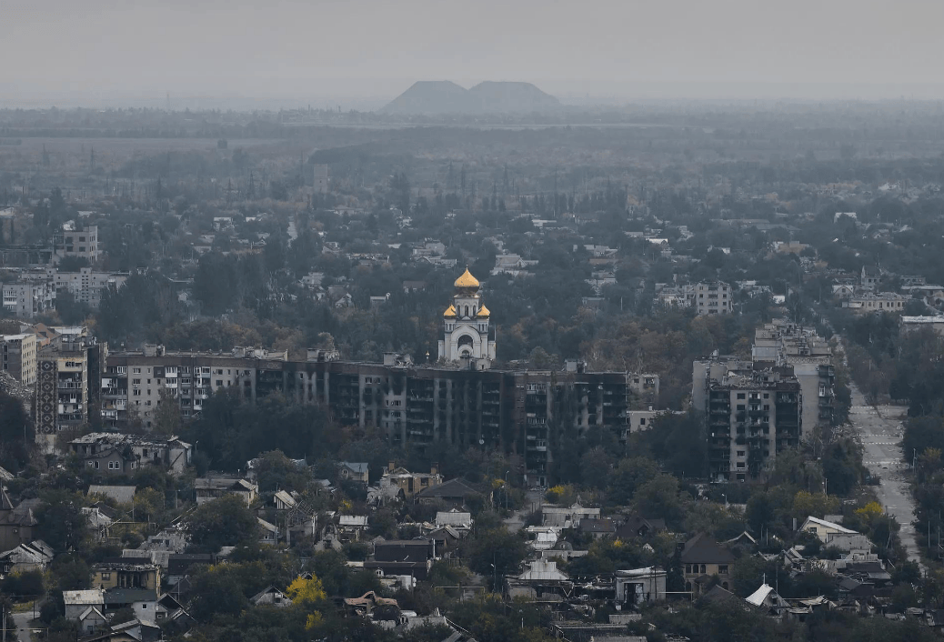 红军城移交前夜<strong></p>
<p>数字货币合法</strong>,乌克兰宣布开辟新战线,主动反攻击溃俄军攻势