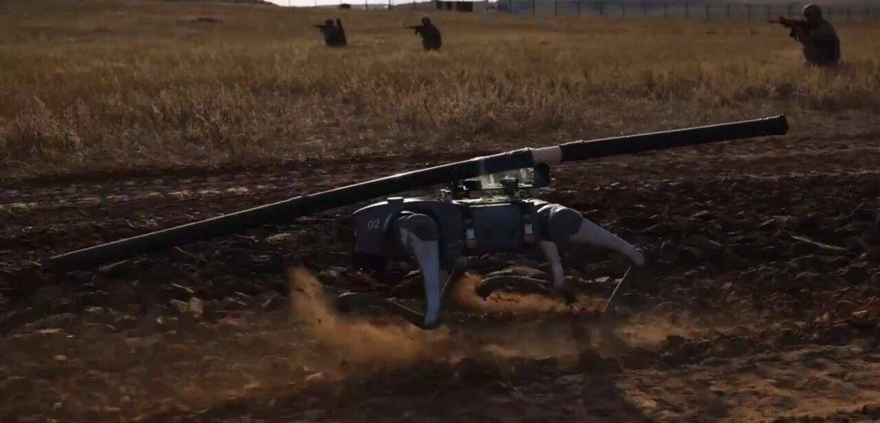 大场面！机器狗、无人机开路<strong></p>
<p>货币数字代码</strong>，实兵对抗演练画面公布