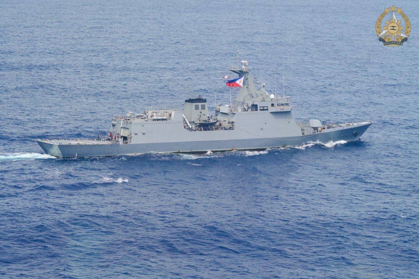 美军再度遭遇耻辱时刻:中国海军6艘战舰包围<strong></p>
<p>数字货币银行</strong>,815舰插入南海演习