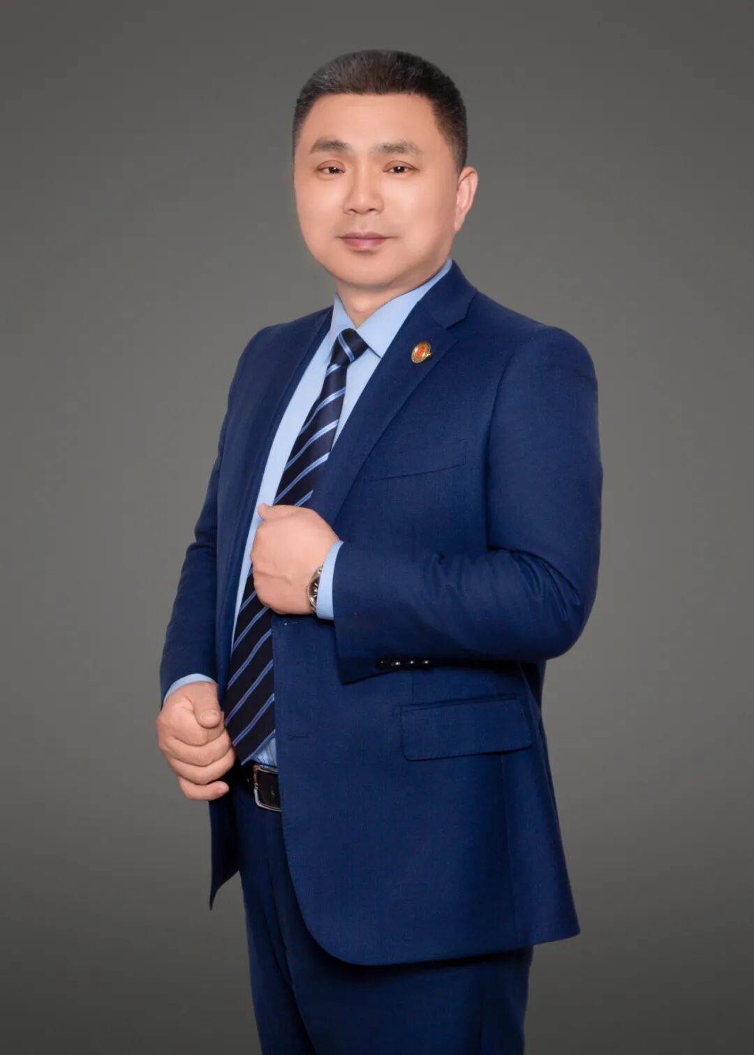 二姐夫帮忙装修房子<strong></p>
<p>数字货币银行</strong>,铺瓷砖后卷走3万多装修款,这是违约还是诈骗?