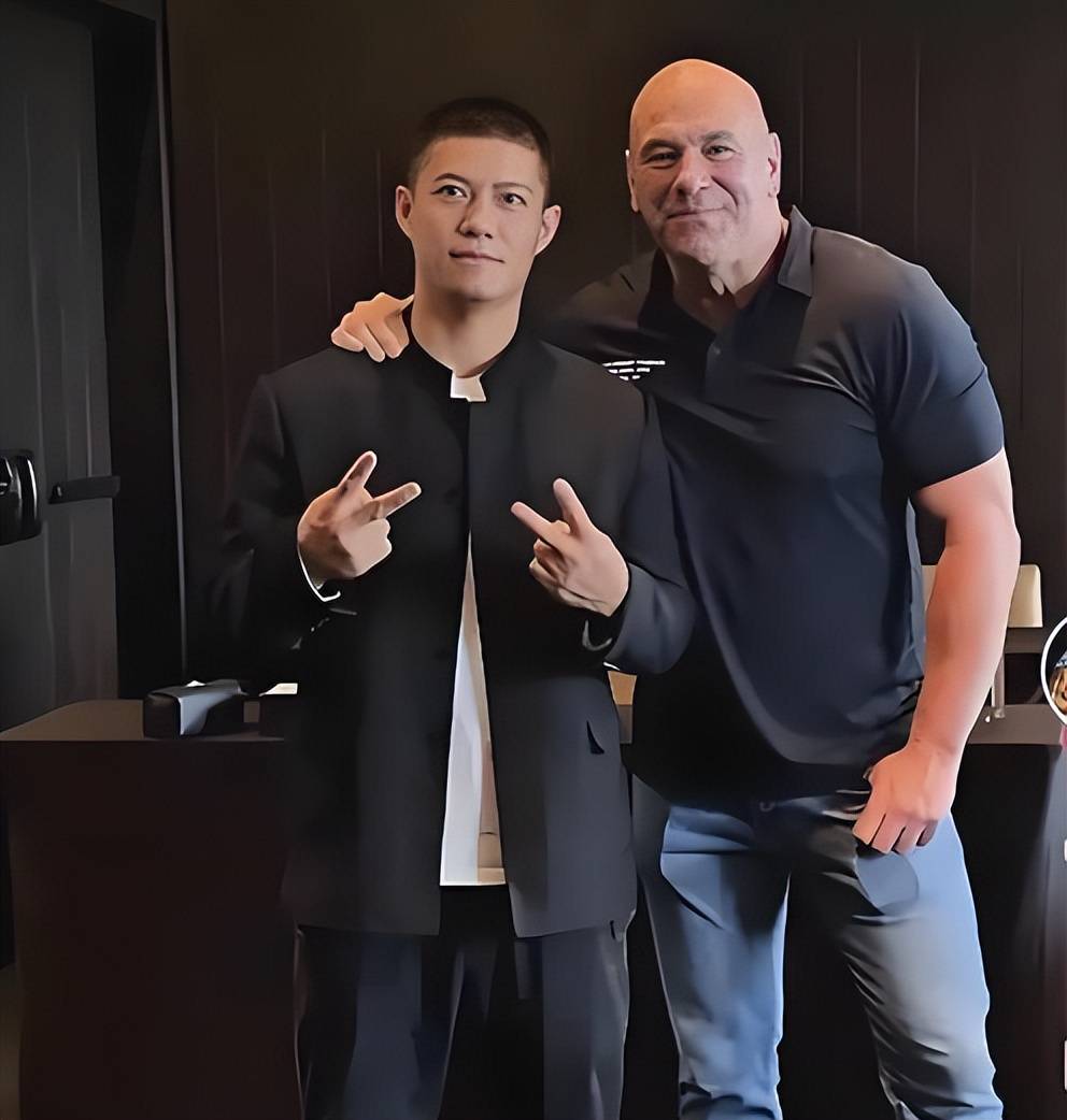 “现在看人还是重影”!扇耳光比赛受伤的中国选手:签了6场<strong></p>
<p>数字货币群</strong>,还想完成剩下的5场