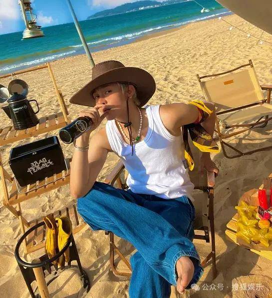 第三段婚姻亮红灯<strong></p>
<p>数字货币群</strong>?他不会又要离婚了吧......