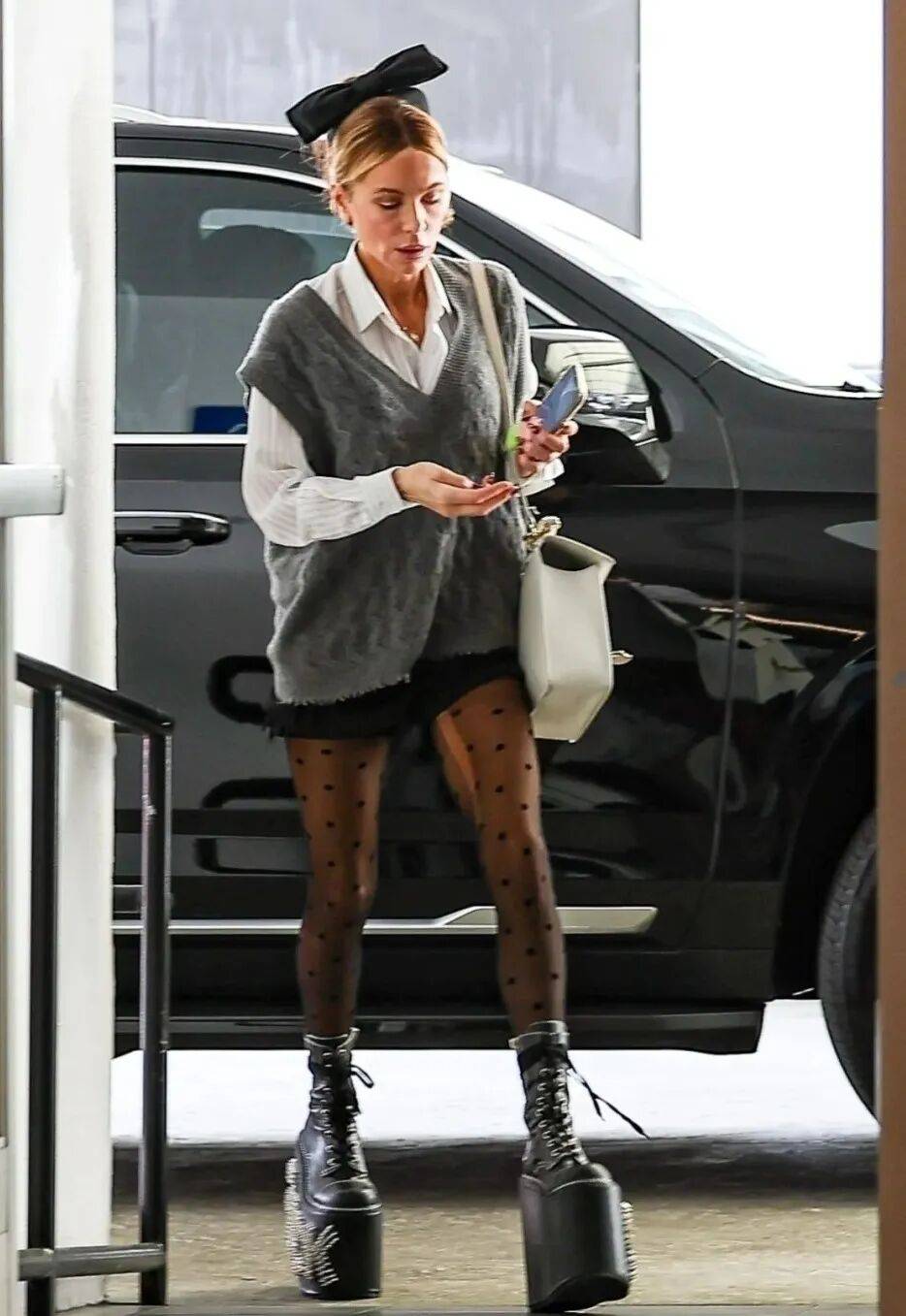 最美吸血鬼如今瘦成骷髅<strong></p>
<p>中国物联网数字货币</strong>？《珍珠港》女主究竟怎么了？