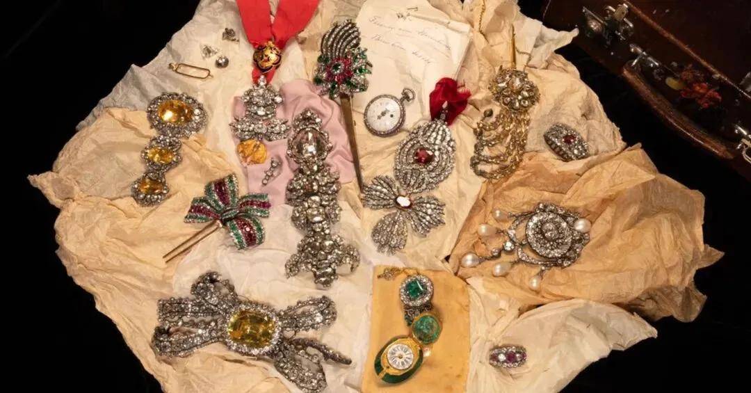 失踪百年的欧洲王室诅咒之钻重现<strong></p>
<p>数字货币系统</strong>，背后藏着一位忠贞皇后的惊人布局