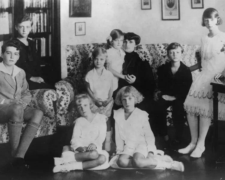 失踪百年的欧洲王室诅咒之钻重现<strong></p>
<p>数字货币系统</strong>，背后藏着一位忠贞皇后的惊人布局