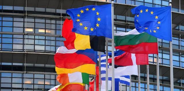 第二个默克尔出现<strong></p>
<p>数字货币世界</strong>，给欧洲指了明路！中方发出邀请，首个赢家出现