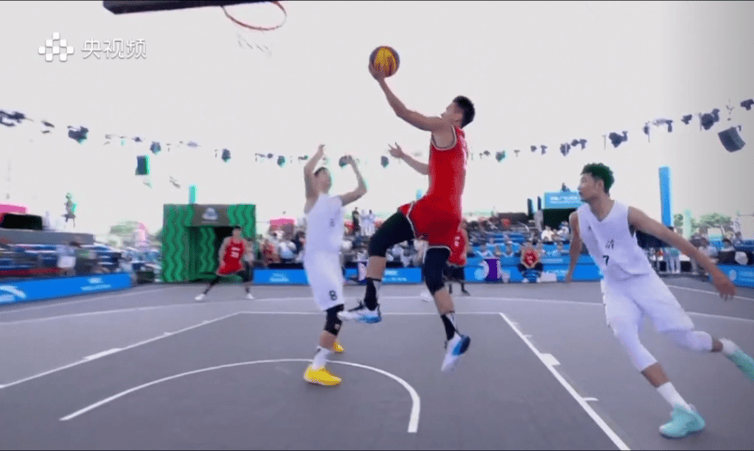 全运会男子三人篮球赛<strong></p>
<p>数字货币世界</strong>，陈国豪、周泽源代表广东队出战，战胜江苏队取得开门红！
