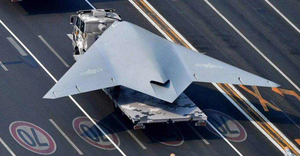 代号“玄龙”！攻击-11官宣服役<strong></p>
<p>数字货币新闻</strong>，与歼-20、歼-16编队飞行