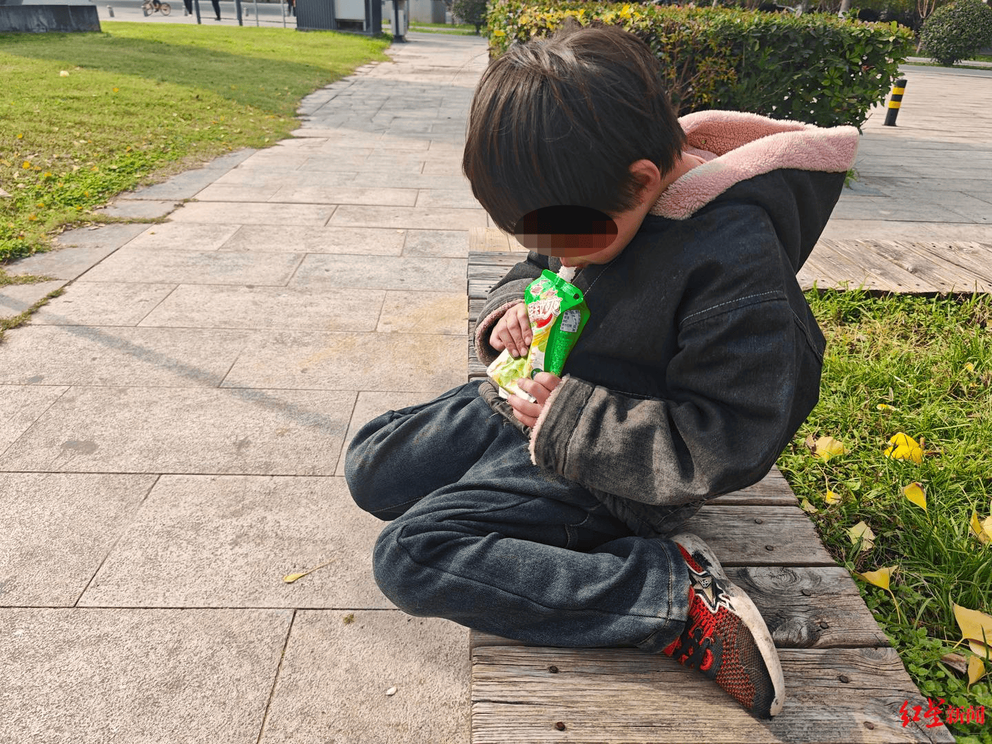 现场走访“女孩寒冬穿拖鞋捡食”一家：还有一个4岁妹妹<strong></p>
<p>数字货币新闻</strong>，当地正为两个孩子联系学校|求真