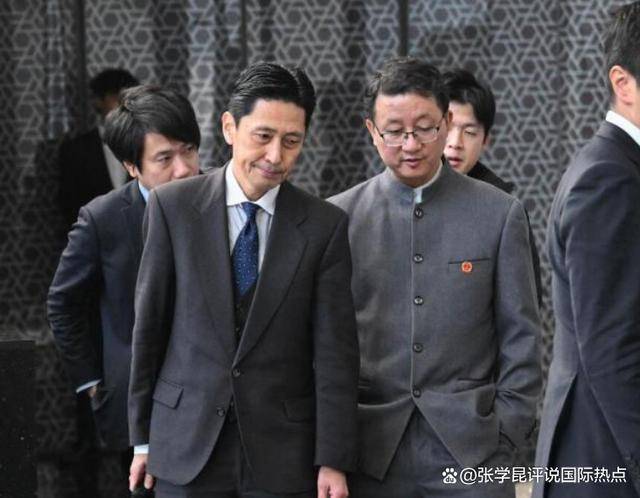 中方双手插兜<strong></p>
<p>数字货币央行</strong>,日官员连连点头,一言不发离开外交部,这回摊大事