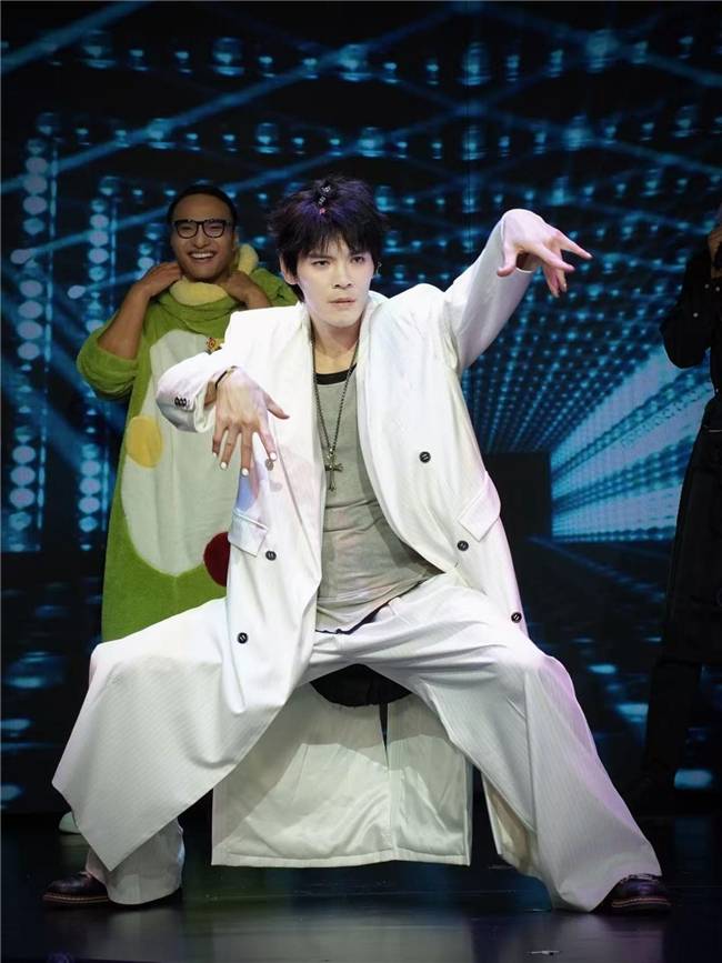 《单排喜剧大赛2》抖音首播炸场<strong></p>
<p>数字货币央行</strong>！全民造星引爆追综热潮