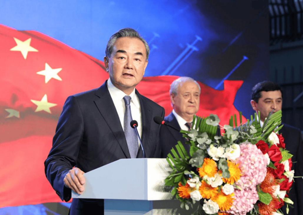 高市早苗G20上“炮轰”俄罗斯<strong></p>
<p>数字货币交易app</strong>，王毅对她换了称呼，3国当场力挺中国！