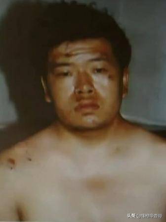 无间道？山西警察中队长抢运钞车<strong></p>
<p>主流数字货币</strong>，被同事百发子弹乱枪击毙