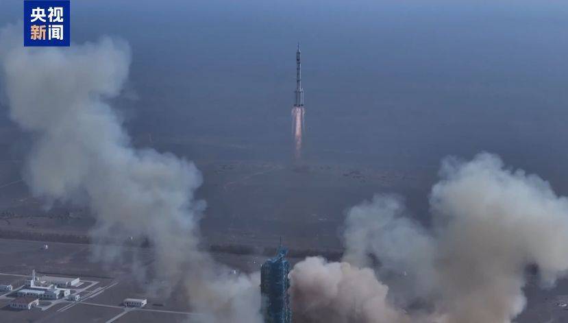 首次应急发射<strong></p>
<p>主流数字货币</strong>！神舟二十二号飞船发射圆满成功！飞船上装了啥？怎么装？一文揭秘