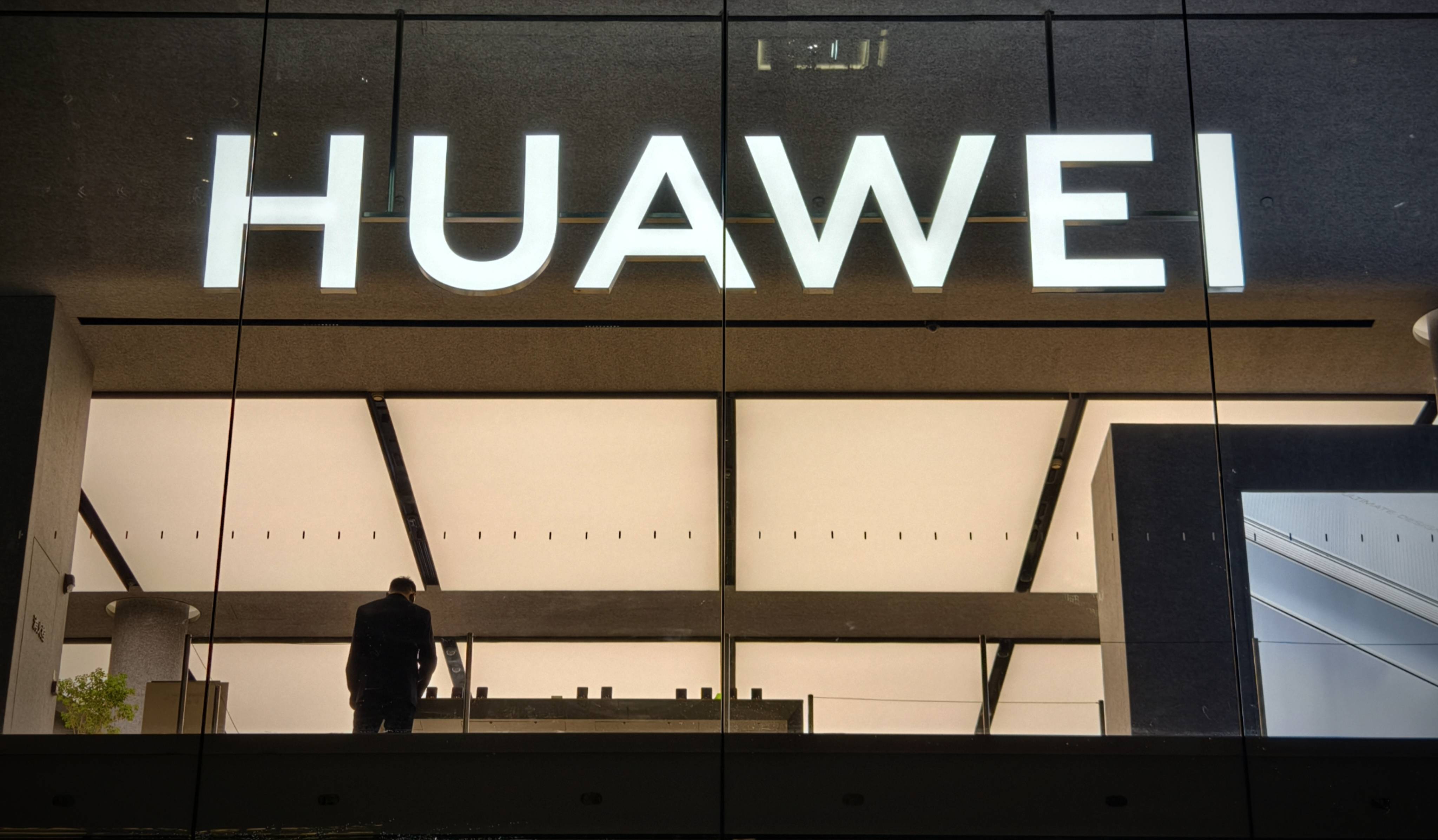 独家｜华为Mate80首批备货30万台左右<strong></p>
<p>数字货币技术</strong>，渠道商称“定价很有魄力”