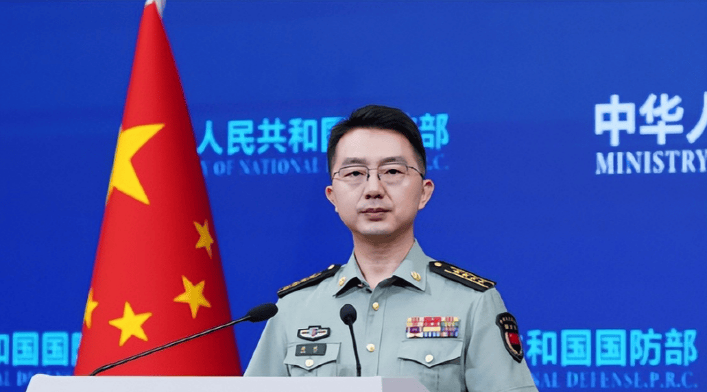 前首相声称高市已经“认输”<strong></p>
<p>开发数字货币</strong>，日防务大臣却还在拿导弹施压，解放军点出日本灭亡之道