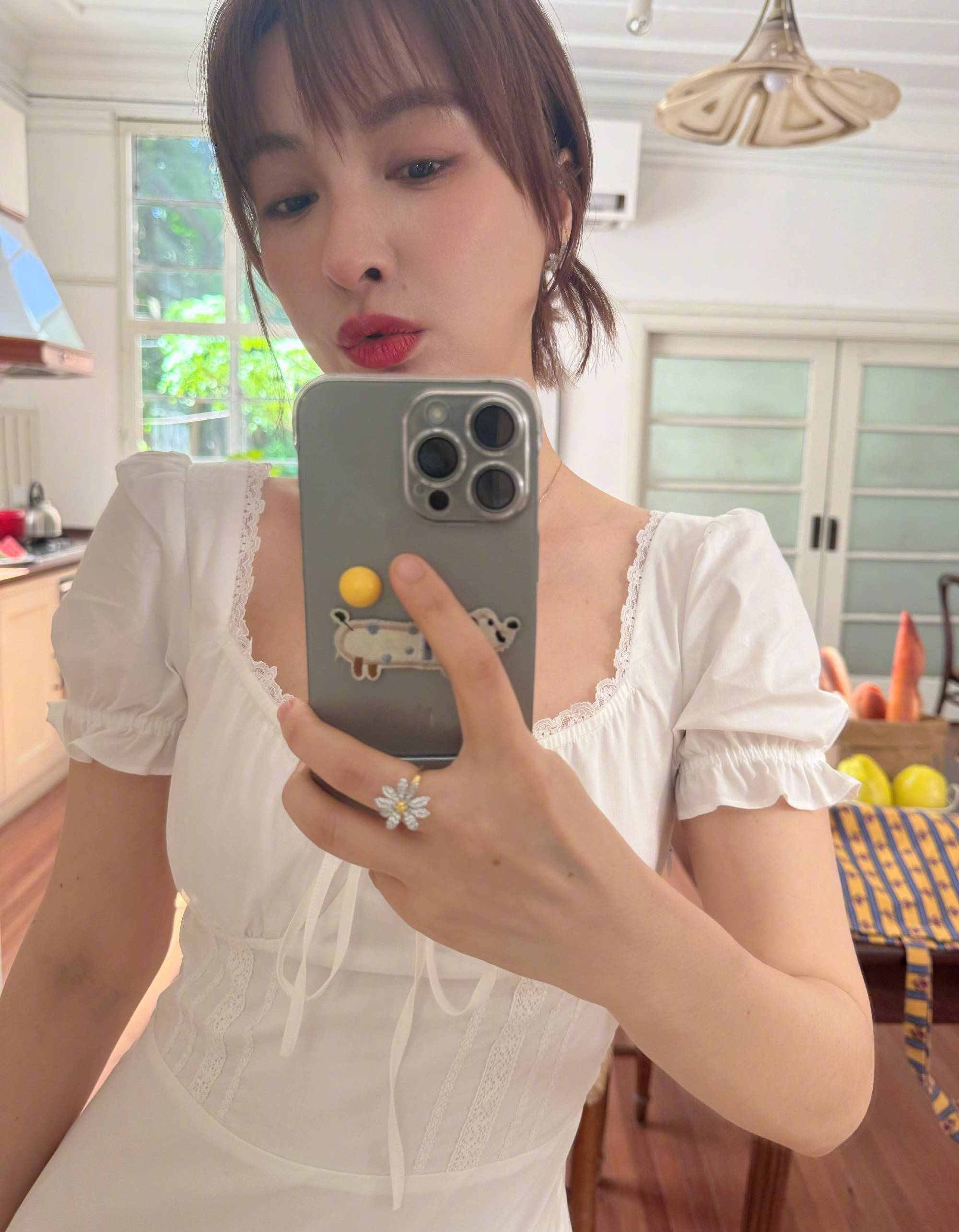 吴昕被曝“资产十位数”：没老公没孩子财富自由有多爽<strong></p>
<p>数字货币交易系统</strong>？