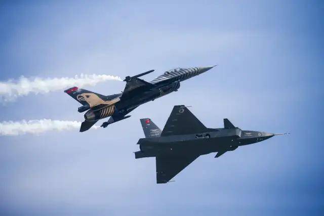 我们落后了？土耳其完成“世界首次无人机发射空空弹”<strong></p>
<p>数字货币期货</strong>，性能如何